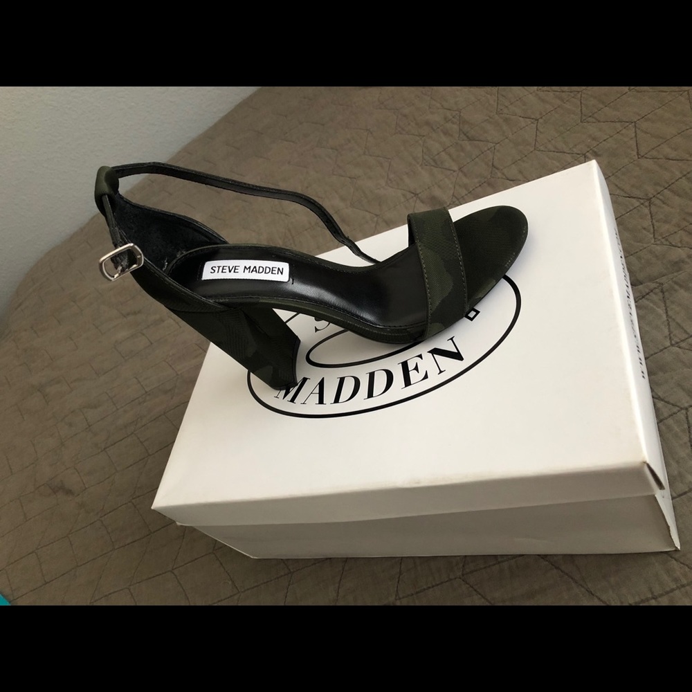 Camouflage Heels